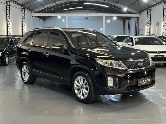 KIA SORENTO 2.4 16V GASOLINA EX 7L 4WD AUTOMÁTICO